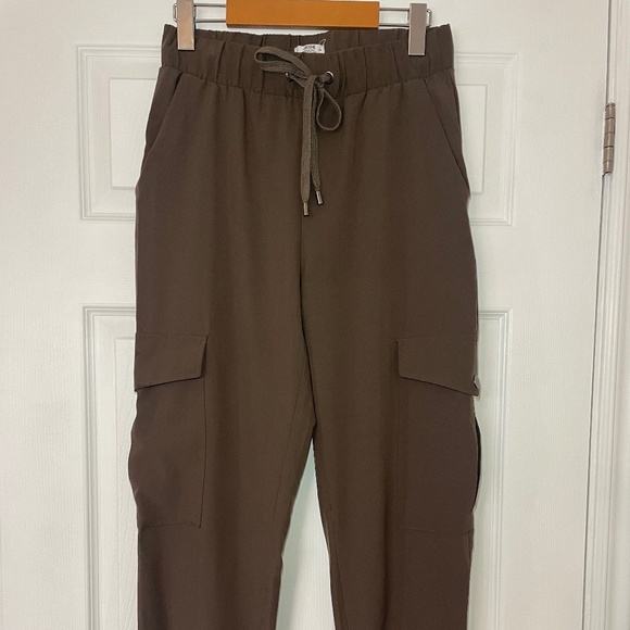 Ardene - Women's High-waisted Cargo Pant - Picture 1 of 4